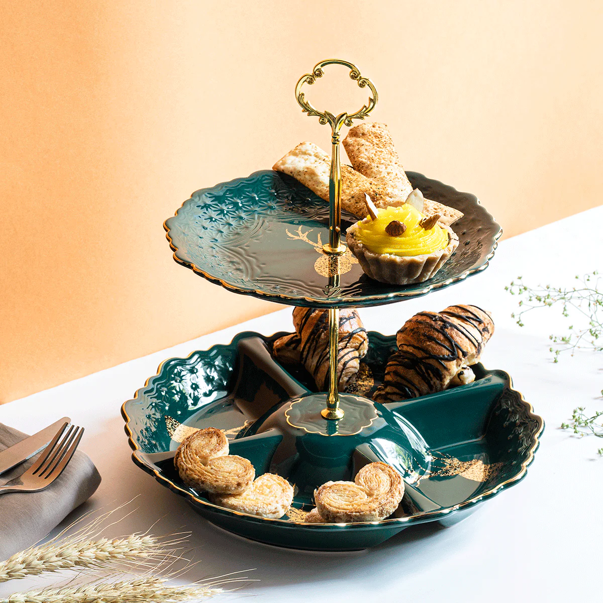 Green Paradise Two Tier Cake Plate - Image 3