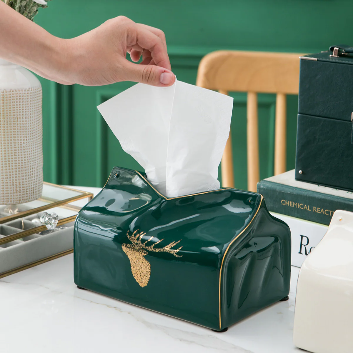 Subtle Elegance Tissue Holder - Image 2