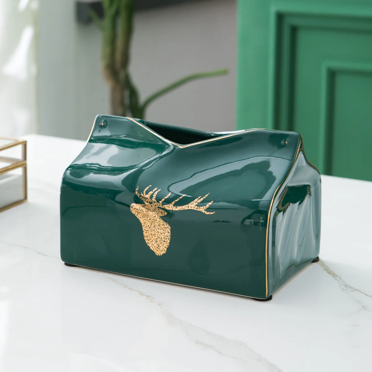 Subtle Elegance Tissue Holder - Image 3