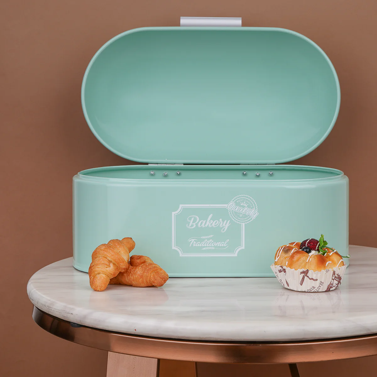Vintage Lidded Bread Box - Image 2